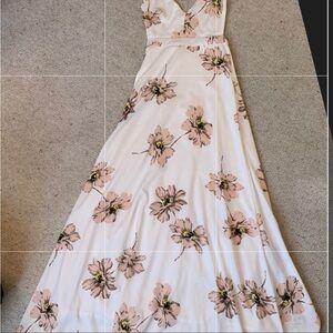 NWT Latiste Maxi Dress